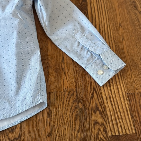 L & Z Boy’s Light Blue Collared Long-sleeve Shirt Size 5 - Picture 5 of 7